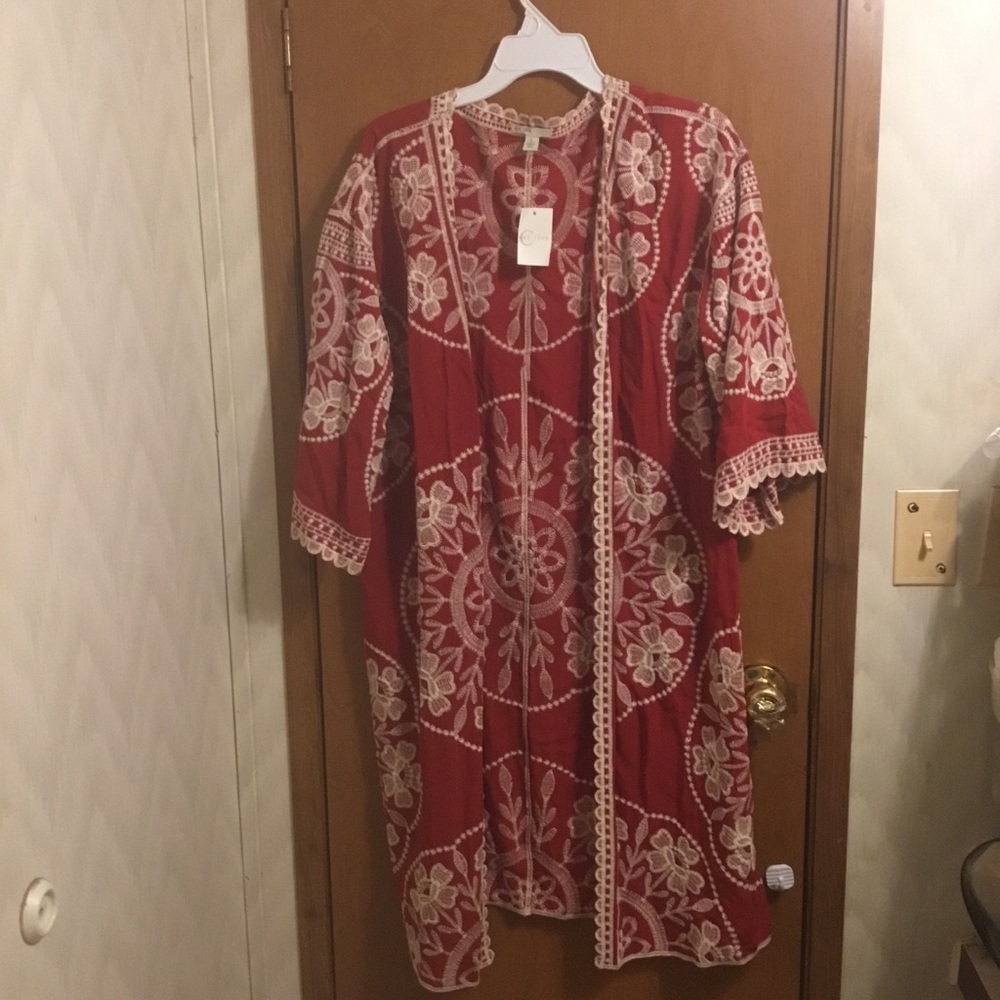 C Est.1946 Embroidered Red White Kimono Scalloped Cardigan L